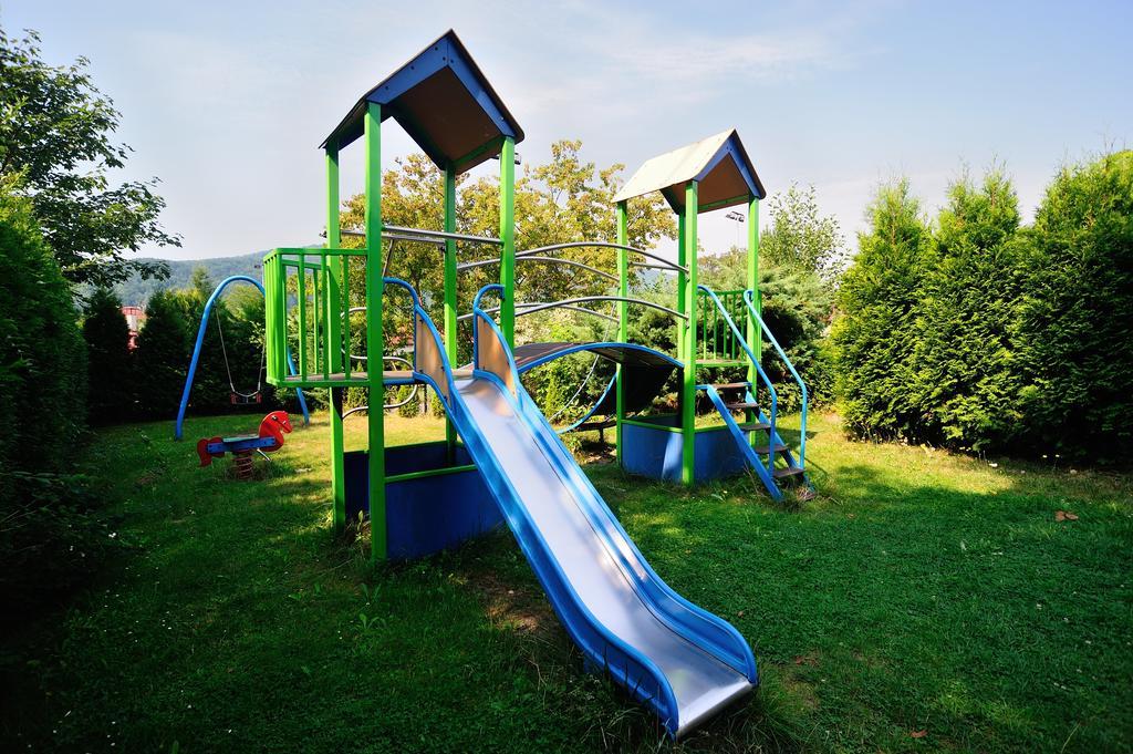 Relaks Domki Pod Gora Zar Miedzybrodzie Zywieckie Exterior photo
